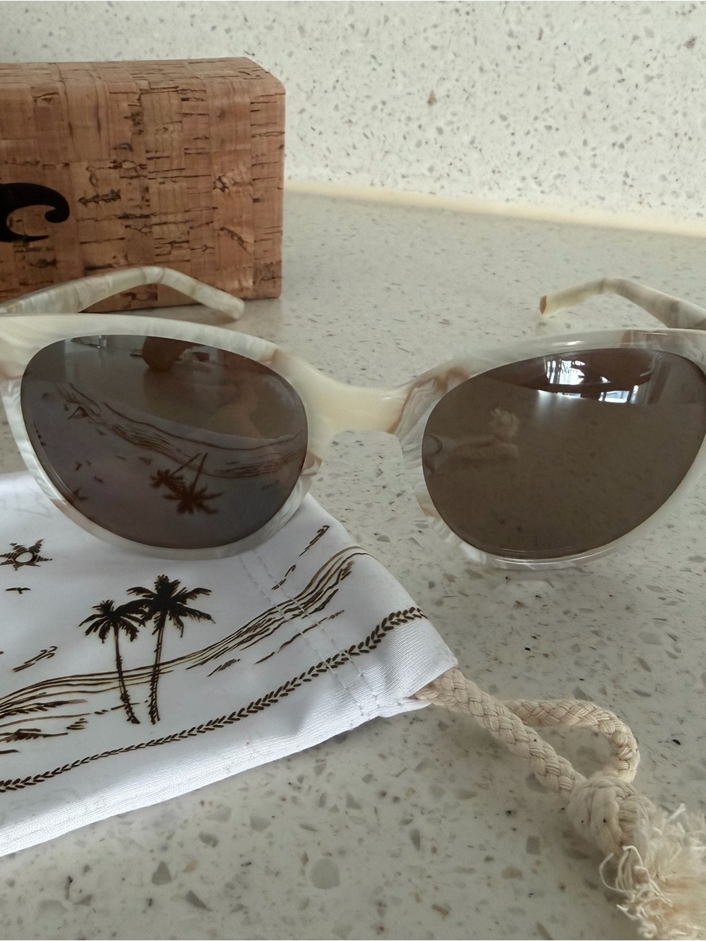 Costa Isla Woman’s Sunglasses